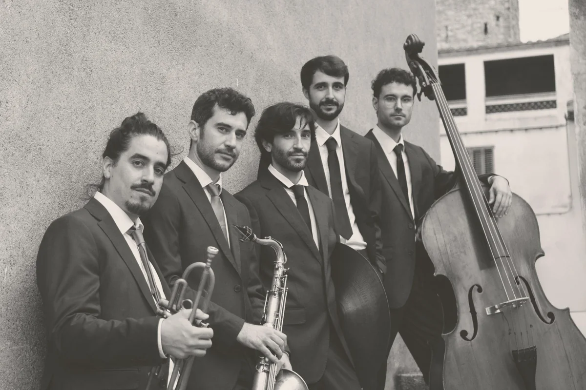 Els cinc membres d’UP Quintet amb els seus instruments